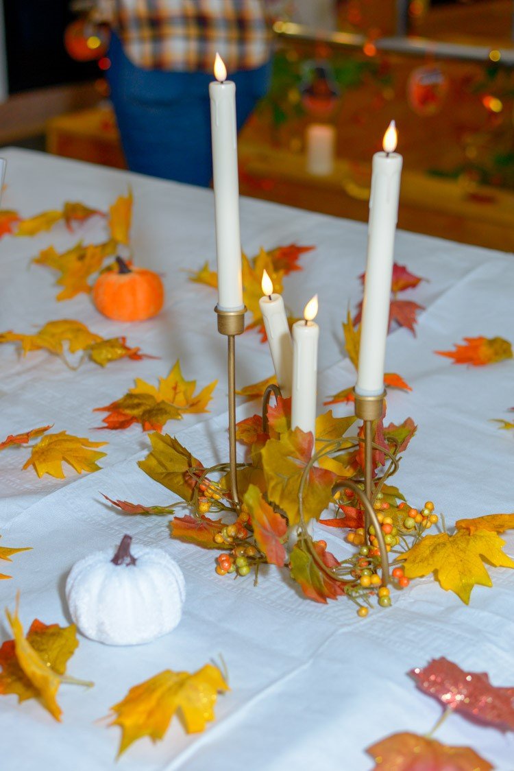 NGC Thanksgiving table decor