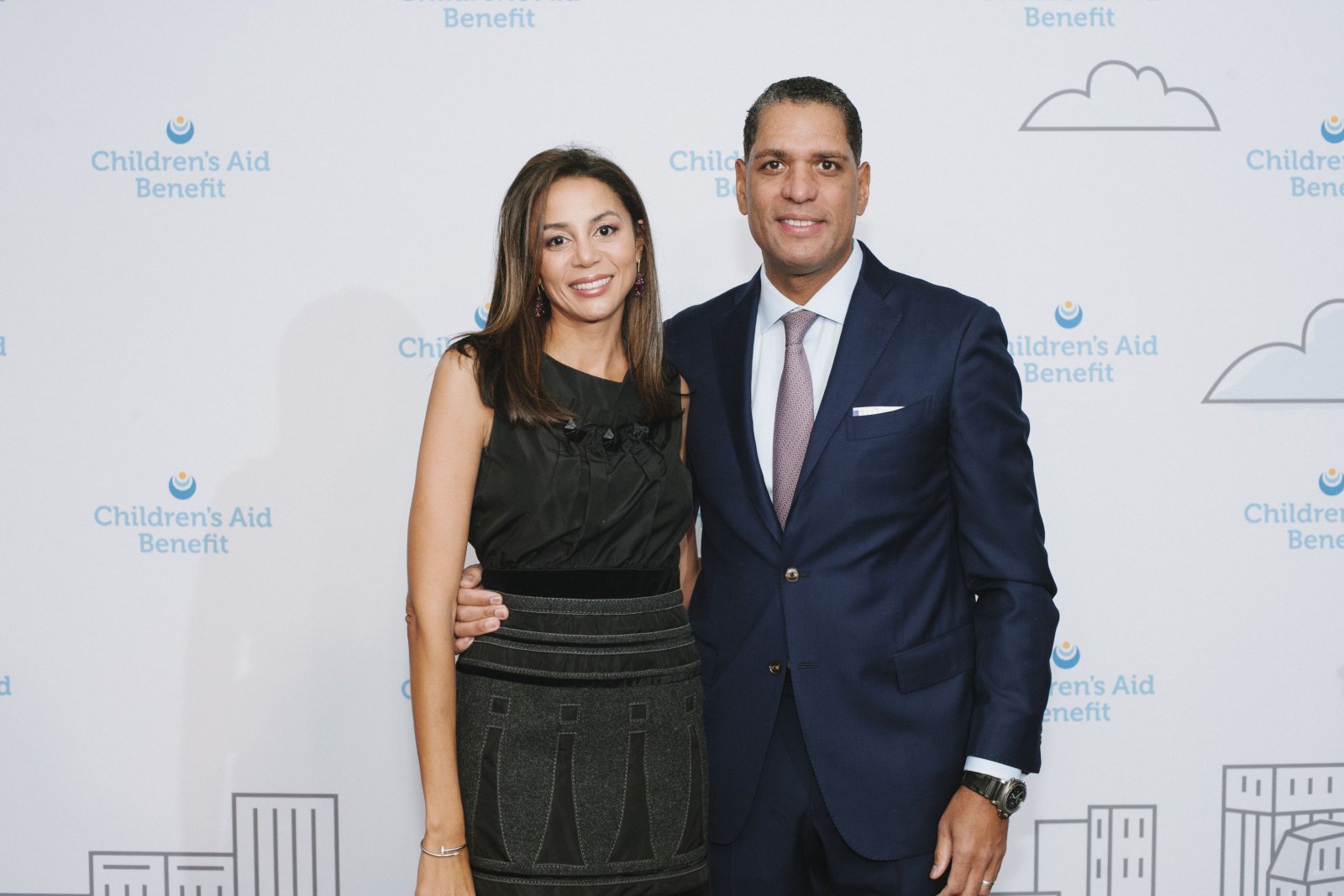 Holly Phillips, Jose Taverez