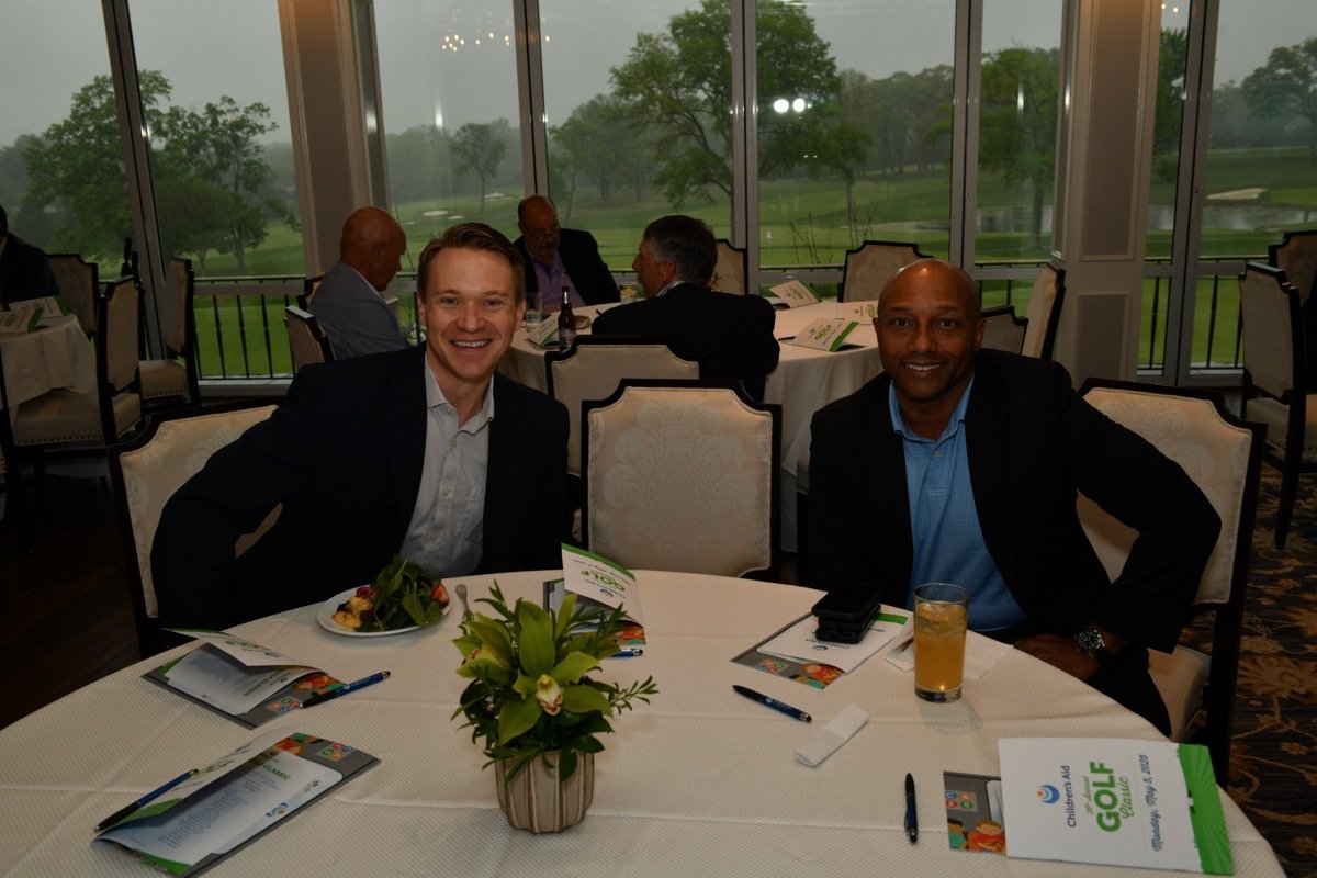 Shane Sandridge, Claude Knight
