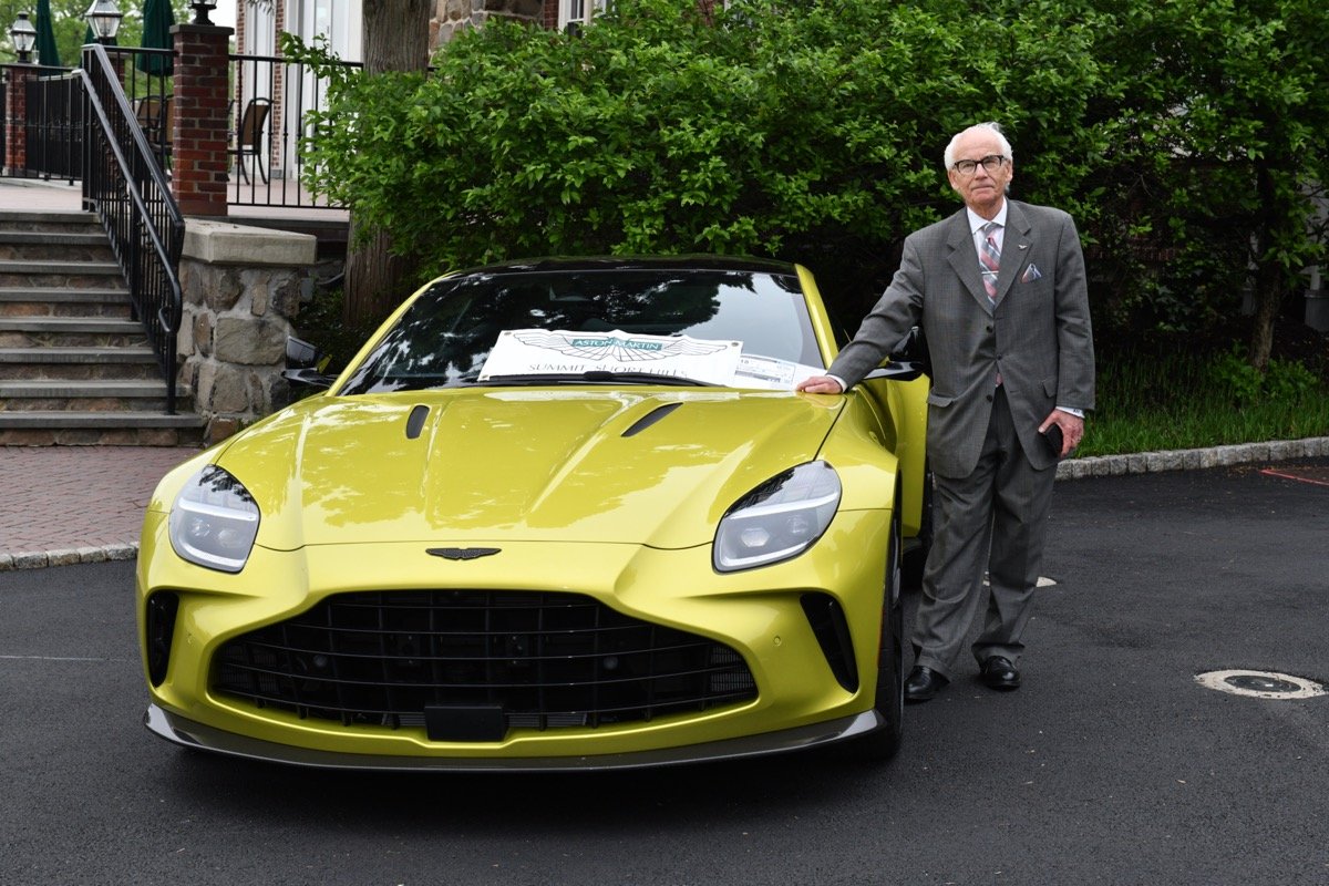 Straightest Drive Contest Sponsor Aston Martin Summit