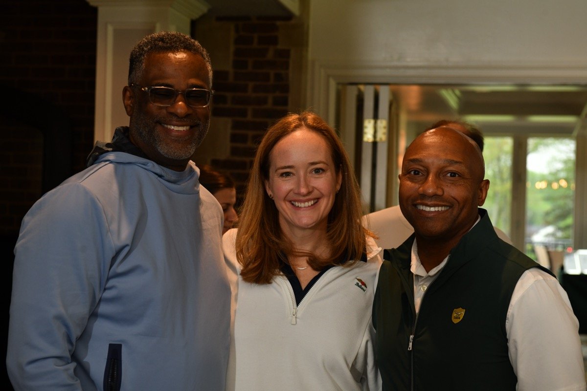 Tom Reynolds, Caroline Gallagher, Claude Knight
